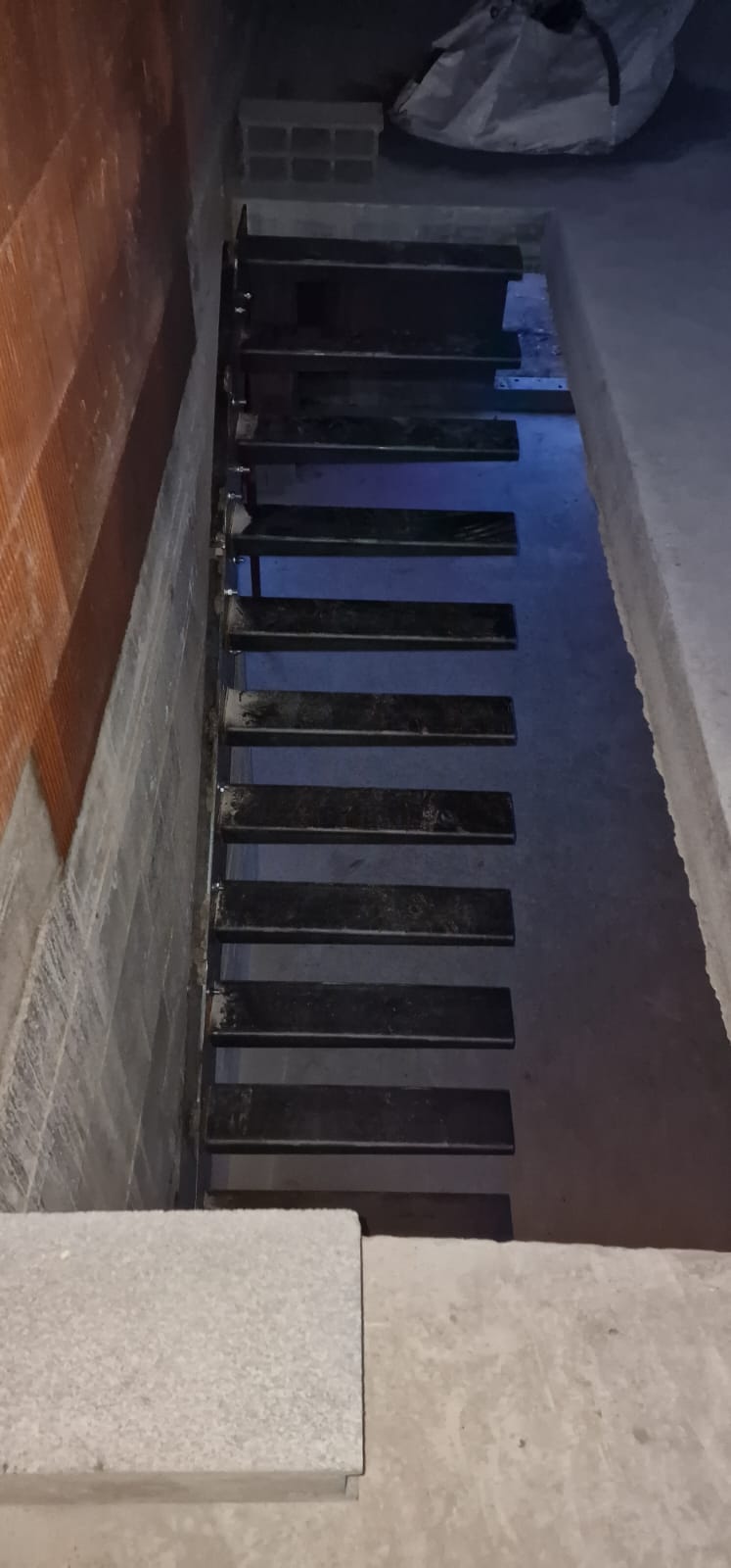 Escalier en acier - région lyonnaise isère