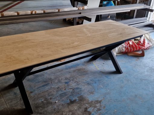 Table en bois et acier sur mesure